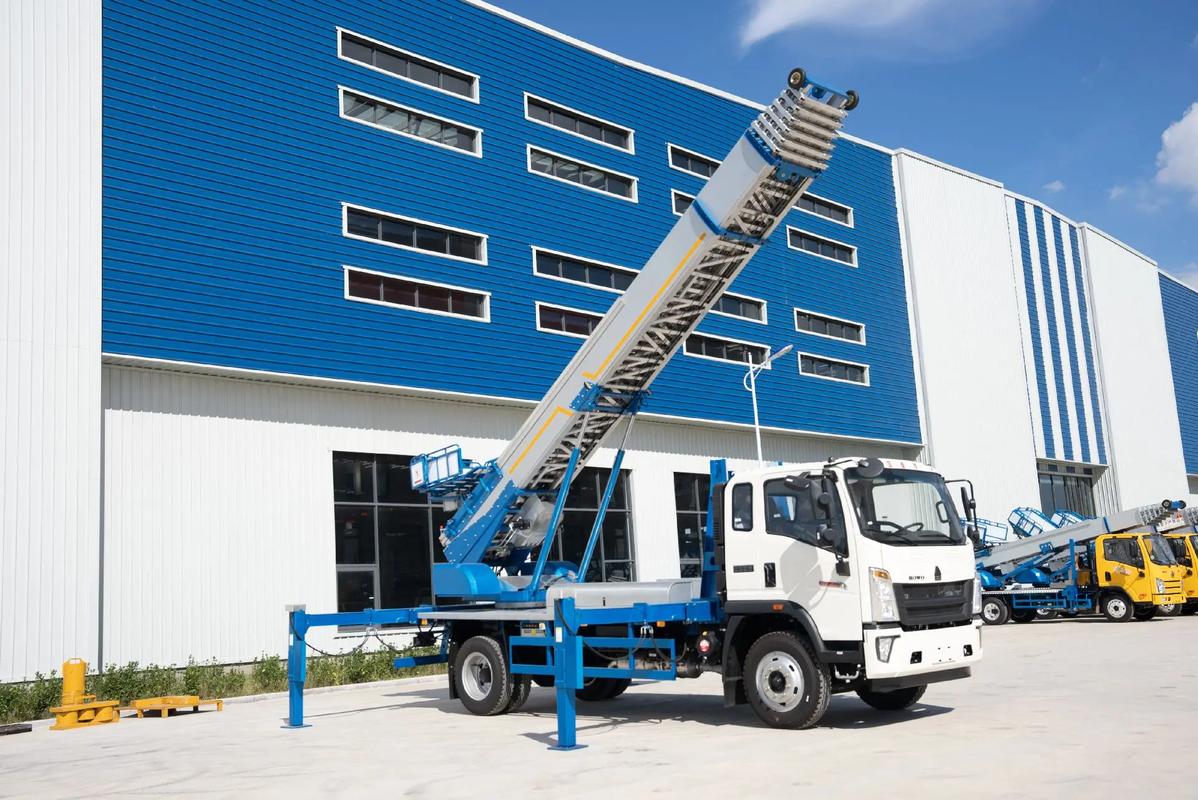 团风小型云梯车上料车租赁多少钱