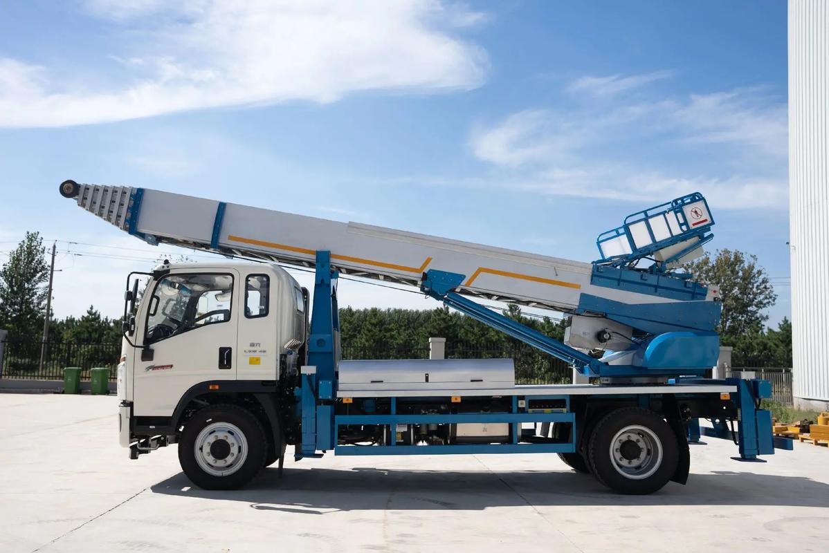 团风云梯上料车租赁费用